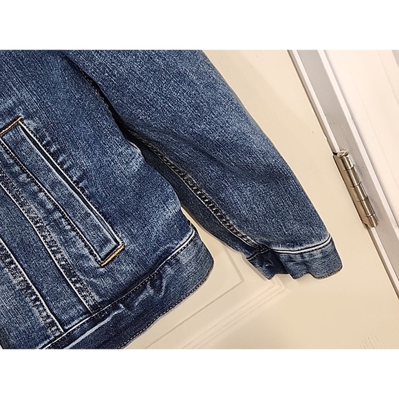 Time And Tru Women's Denim Trucker Jacket Small (4-6) Button Front Flap Pockets‎ - Picture 5 of 10